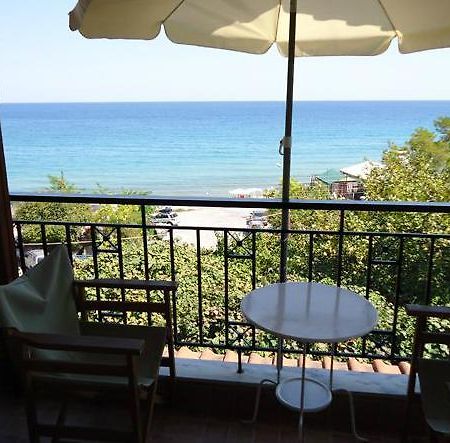 Harilaos Beach プラカ・リトホロ 部屋 写真
